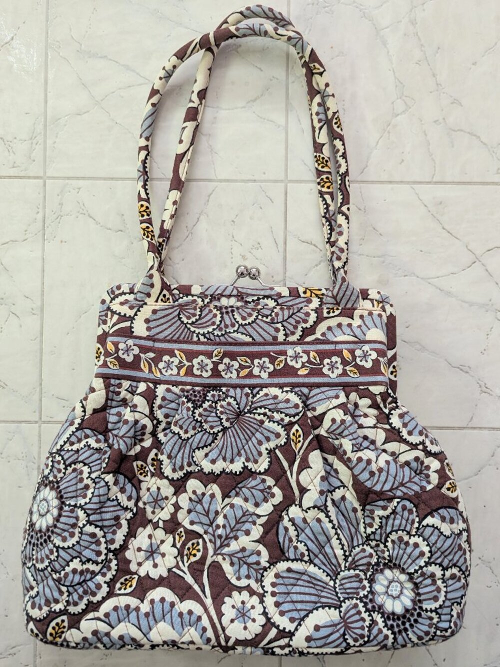 Vera Bradley Slate Blooms pattern. Kiss lock closure two strap shoulder bag